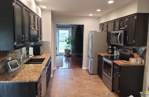 Langdon Place House | Warm and Welcoming to you and your furry companions to the Bluegrass State!