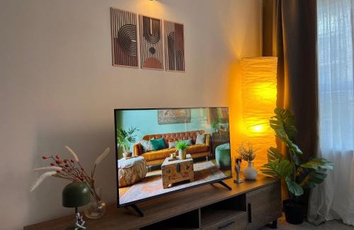 Hatfield Apartment | Warm & Cosy 1-Bed Apartment in Hatfield