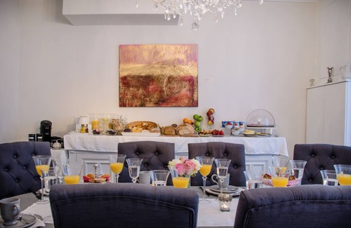 Sint-Gillis House | Warm & Cozy stay in heart of Bruges.
