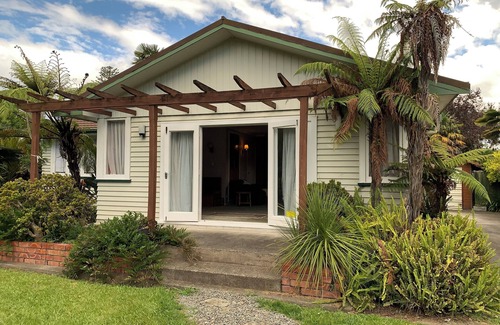 Wairoa House | Warm Family Home - Spooners Point Wairoa