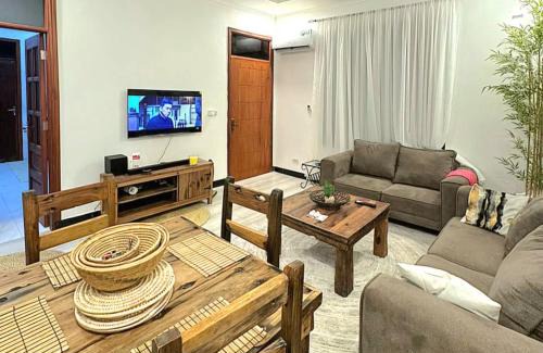 Mbezi House | Warm Haven