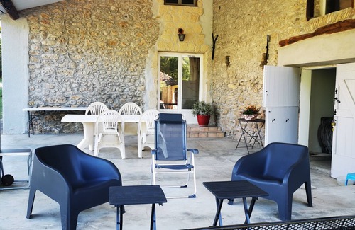 Malleon House | warm house
