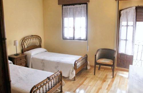 Banos de Valdearados House | Warm House in Baños de Valdearados, Farm Close to Town