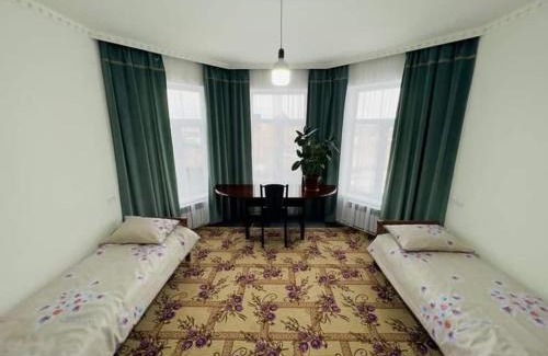 Karakol Hostel | Warm house