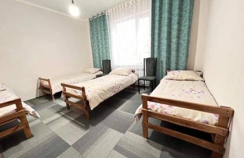 Karakol Hostel | Warm house