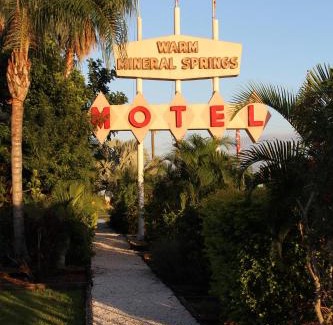 Warm Mineral Springs Hotel | Warm Mineral Springs Motel
