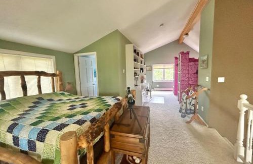 Indian Mountain House | Warm Mountain Escape Secluded Peaceful Hot Tub