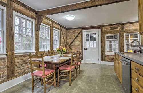Pittsboro Cottage | Warm + Peaceful Home w/Fire Pit on Haw River