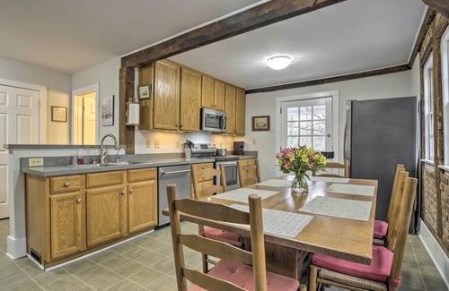 Pittsboro Cottage | Warm + Peaceful Home w/Fire Pit on Haw River