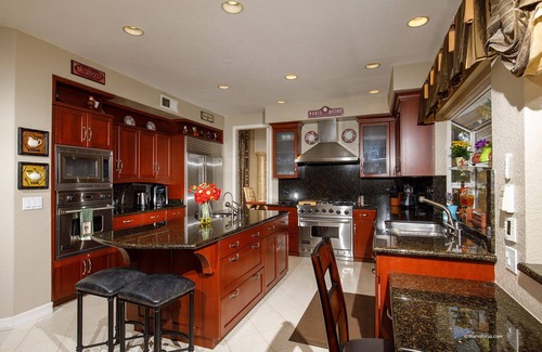 Carmel Valley House | Warm, Private East Del Mar Family Retreat near great Beaches, Golf & Rack Track!