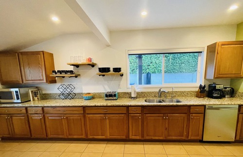Warm Sands House | Warm Sands Getaway - House w/Casita, near downtown