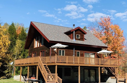 Warrensburg House | Warm Secluded Adirondack Chalet with Game Room and Bar/Lounge