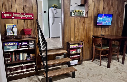 Manchester House | Warm Springs Retreat