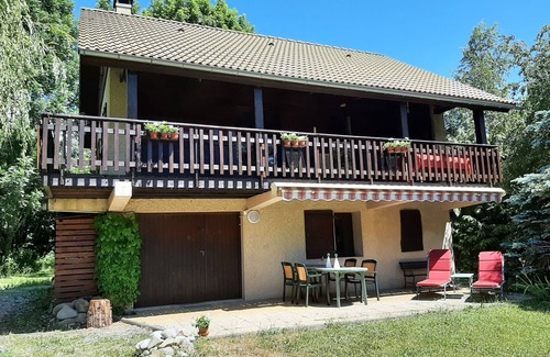 Chabottes Ski Chalet | Warm Traditional Chalet, Snow/Sun Hautes Alpes, All Comfort