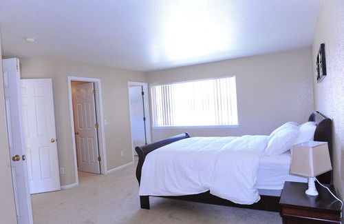 Green Valley Ranch House | Warm welcome Home Very Friendly and feel At Home.