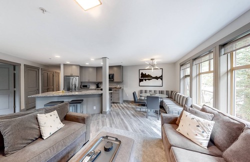 Salt Lake Mountain Resorts Condo | Warm & Welcoming Condo with Free WiFi, Access to Pools, Hot Tubs