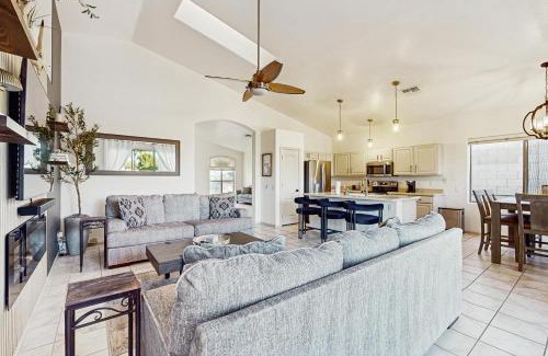 Foothills House | Warm Wishes
