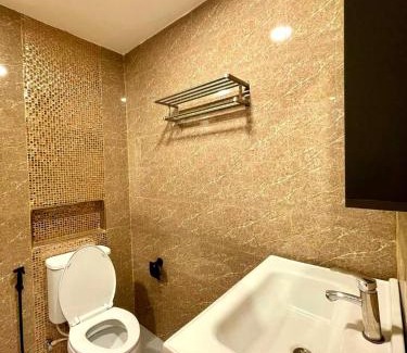Thanon Phaya Thai Apartment | Waroeng Sederhana