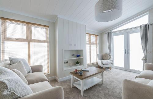 Woodham Walter Resort | Warren Lodges
