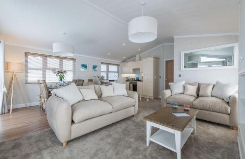 Woodham Walter Resort | Warren Lodges