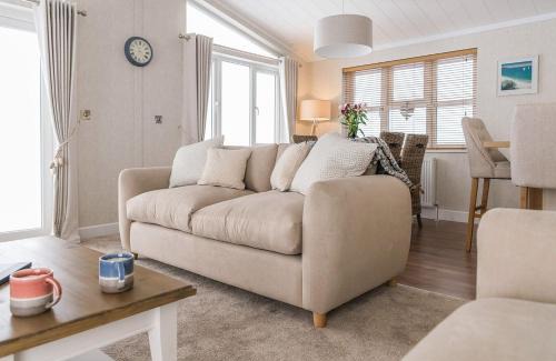 Woodham Walter Resort | Warren Lodges