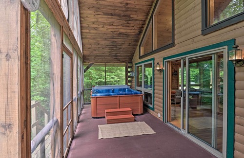 Warrensburg Cabin | Warrensburg Cabin w/Hot Tub: 15 Mi to Lake George