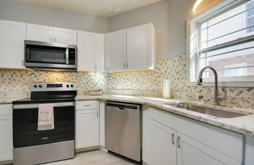 Warrensburg House | Warrensburg Home, Close to Downtown!