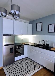 Grochow Apartment | Warsaw Praga Apartment
