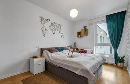 Powazki Apartment | Warsaw Wola - Parking, Balcony, Quiet & Green Quarter - by Rentujemy
