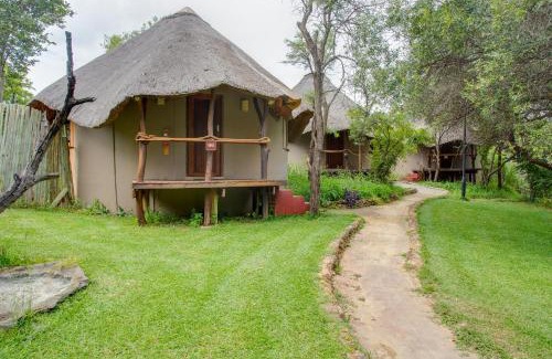 Magaliesberg Ski Chalet | Warthogs Bush Lodge