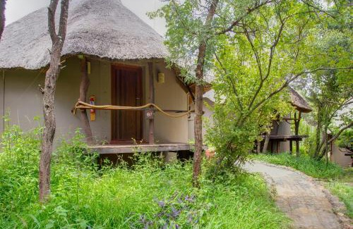 Magaliesberg Ski Chalet | Warthogs Bush Lodge