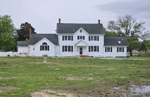 Secretary House | Warwick Farms Waterfront Retreat! Solitude and relaxation on the Warwick River