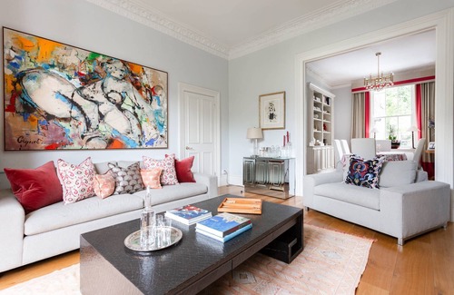 Abingdon Apartment | Warwick Gardens II by onefinestay