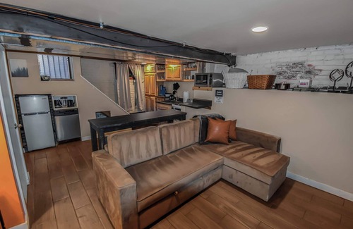 Cory Apartment | Wash Park Gem Large Lower Studio Prime Location