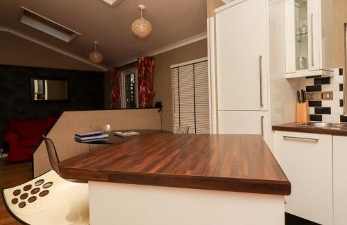 Ripley House | Washburn Lodge