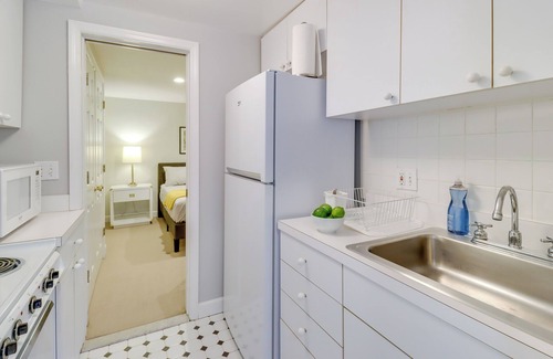 Kalorama Heights Apartment | Washington DC Apartment: 2 Mi to National Mall!