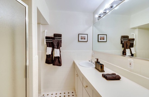 Kalorama Heights Apartment | Washington DC Apartment: 2 Mi to National Mall!