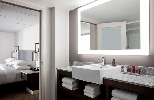 West End Hotel | Washington Marriott Georgetown