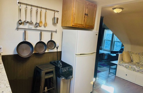 Washington Park West Apartment | Washington Park, Close to Downtown, Cherry Creek and 7 blocks from Wash Park