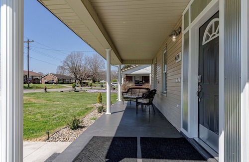 Munfordville Apartment | Washington St/Studio apartment/Centrally located