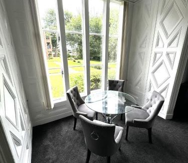 Washington Apartment | Washington Village Apartments Garden View
