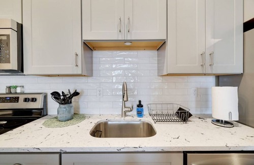 East Stroudsburg Apartment | Washington212 · Bohemian Paradise - King Suite