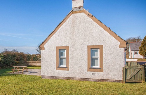 Lydstep Cottage | Watch Cottage - UK6729
