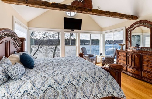 Amesbury House | Watch Eagles Soar at RiverBend: Waterfront Luxury suites, gourmet kitchen Fast WiFi