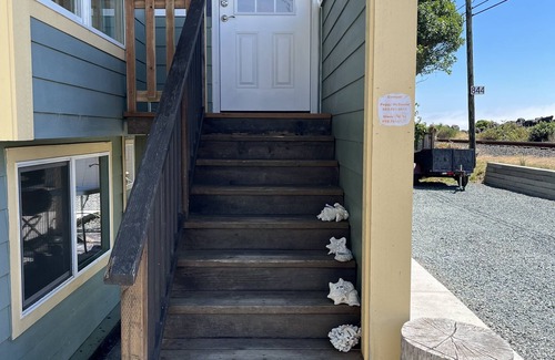 Rockaway Beach House | Watch the Boats Go By at Mariner’s Rest. A Wonderful Waterfront Family Home