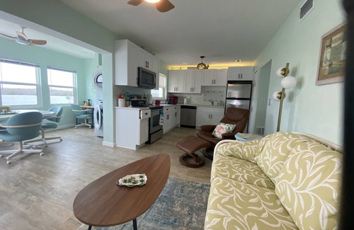 Englewood Condo | Watch the Sunrise Over the Bay 3 minute walk to the beach!