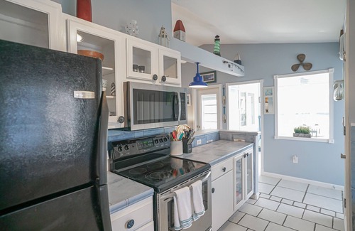Little Egg Harbor House | Waterfront 4/2 House w/Boat Dock & Cottage. Bring Your Boat!