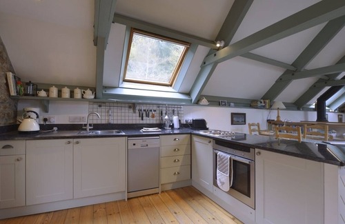 Newton Abbot Cottage | WATER BARN, pet friendly, luxury holiday cottage in Manaton