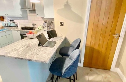 Rostrevor Cottage | Water Cottage Rostrevor Village NITB Approved