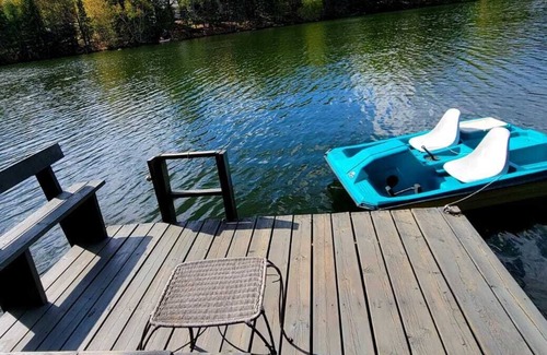 Sainte-Ann-des-Lacs Ski Chalet | Water Front Chalet with Fireplace!!!! in Saint Anne De Lacs Quebec near Montreal